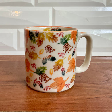 Hedgehog and Leaves 12oz Mug