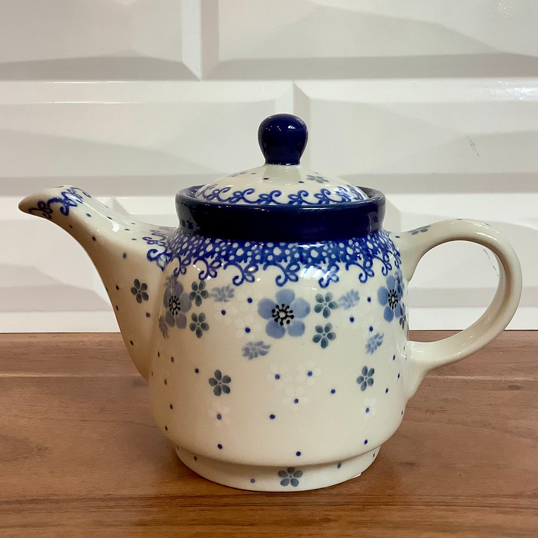 Blue grey and white 9oz Teapot