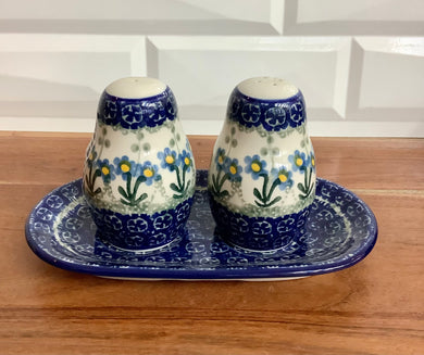 Blue Daisy Salt and Pepper Set