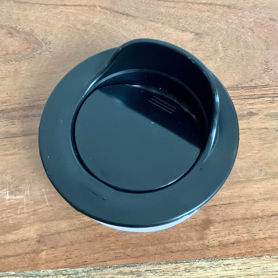 Black lid