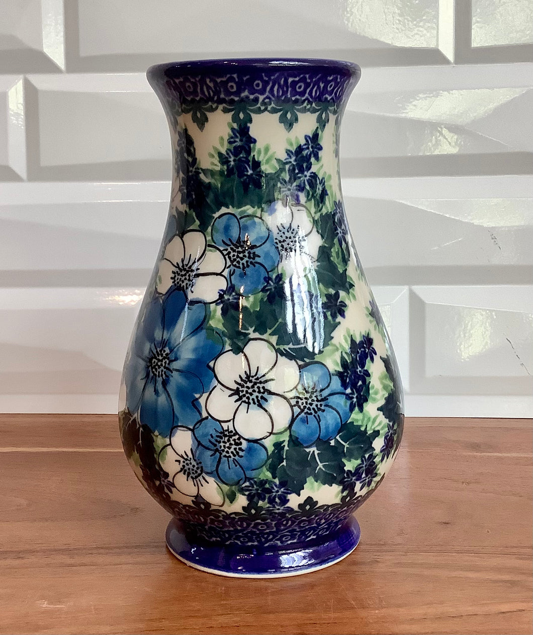 Kalich Blue and White Flower Greenery Vase