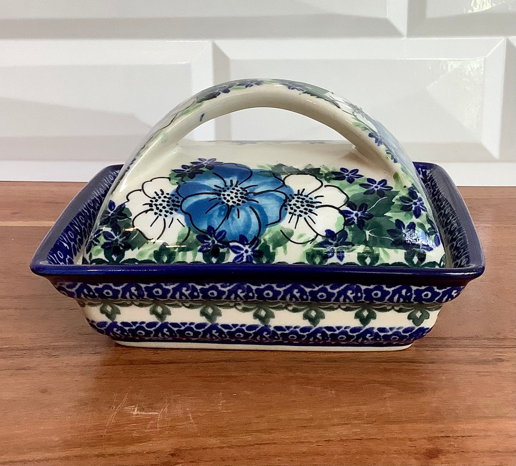 Kalich Blue And White Flower With Green Butter Dish