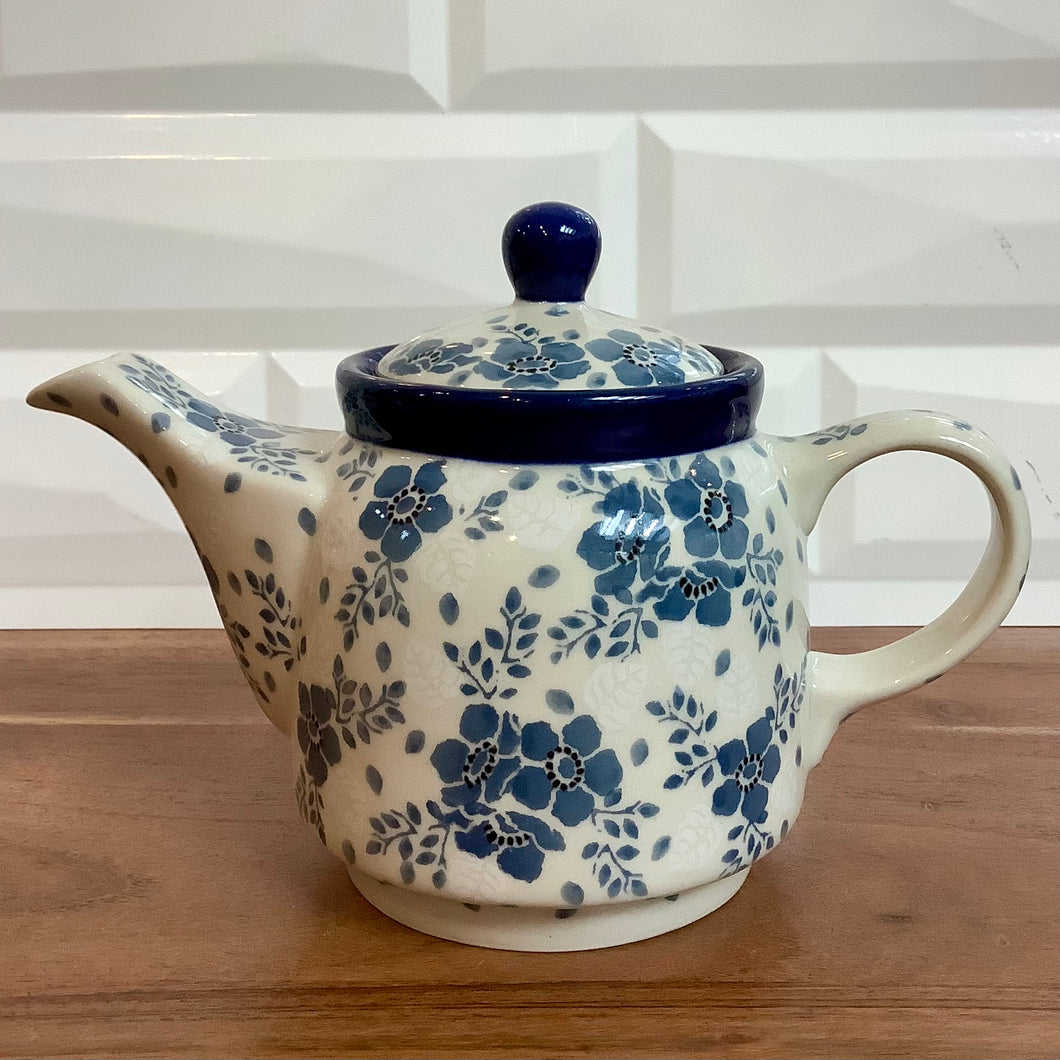 Gray Flower 9oz Teapot