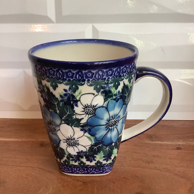 Kalich XL Blue and White Flower Mug