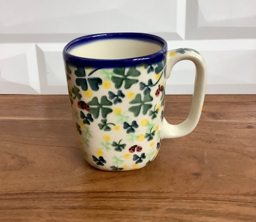 8.5 oz Mug Lucky Shamrock