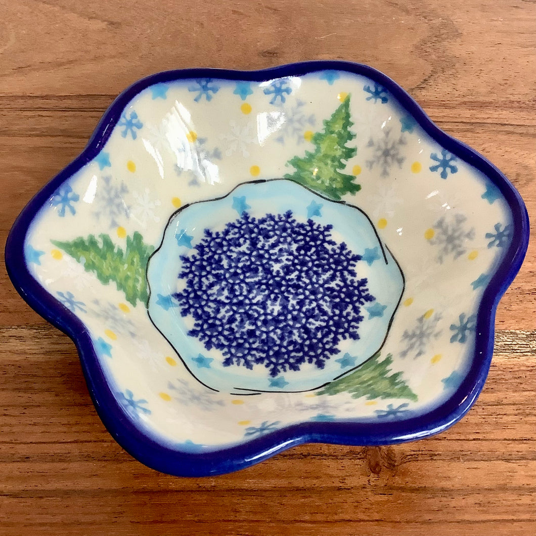 Kalich Snowflakes and trees Flower Bowl